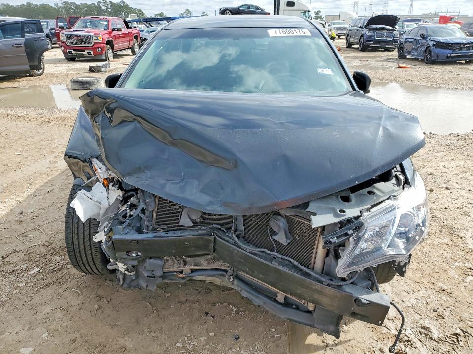 Photo 5 from auction – 2012 TOYOTA CAMRY with VIN 4T1BF1FK1CU152643