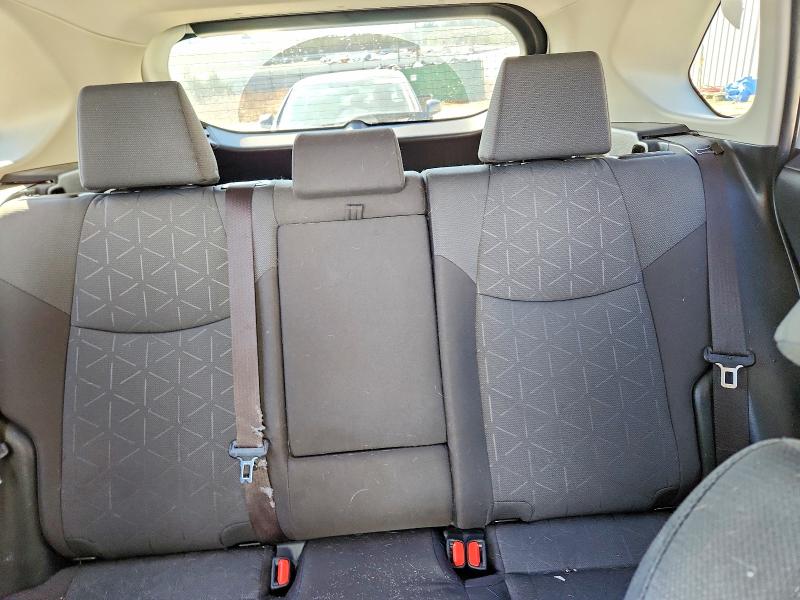 Photo 10 from auction – 2019 TOYOTA RAV4 with VIN JTMW1RFV4KD016826