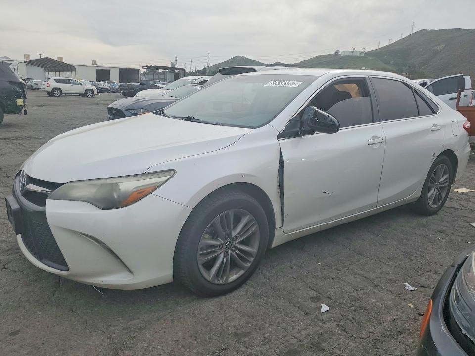 Photo 1 from auction – 2015 TOYOTA CAMRY LE with VIN 4T1BF1FK0FU110047