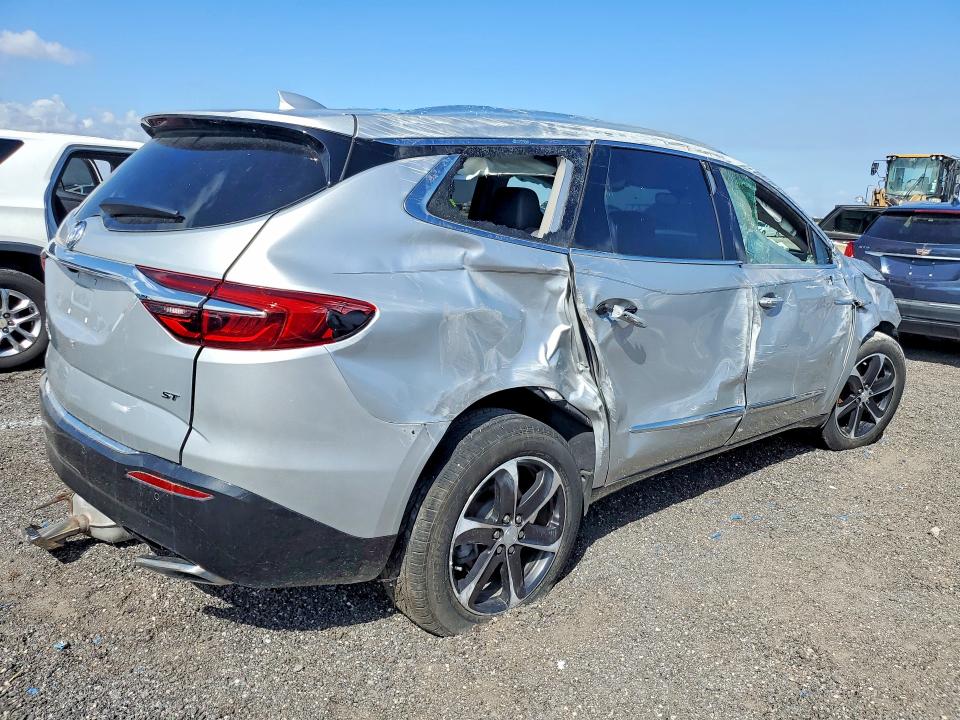 Photo 3 from auction – 2020 BUICK ENCLAVE with VIN 5GAERBKW2LJ163760