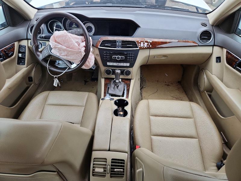 Photo 8 from auction – 2013 MERCEDES-BENZ C with VIN WDDGF4HB6DA780585
