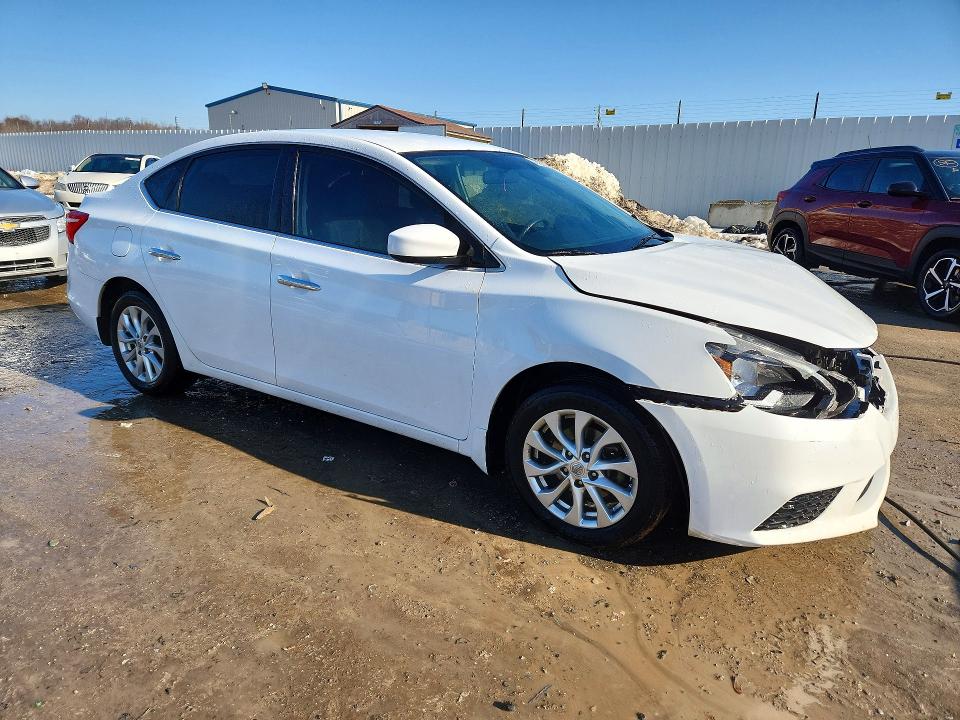 Photo 4 from auction – 2017 NISSAN SENTRA S with VIN 3N1AB7AP6HY377939