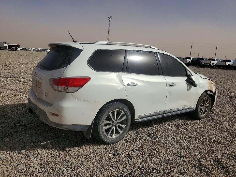 Photo 3 from auction – 2014 NISS PATHFINDER with VIN 5N1AR2MM2EC630820