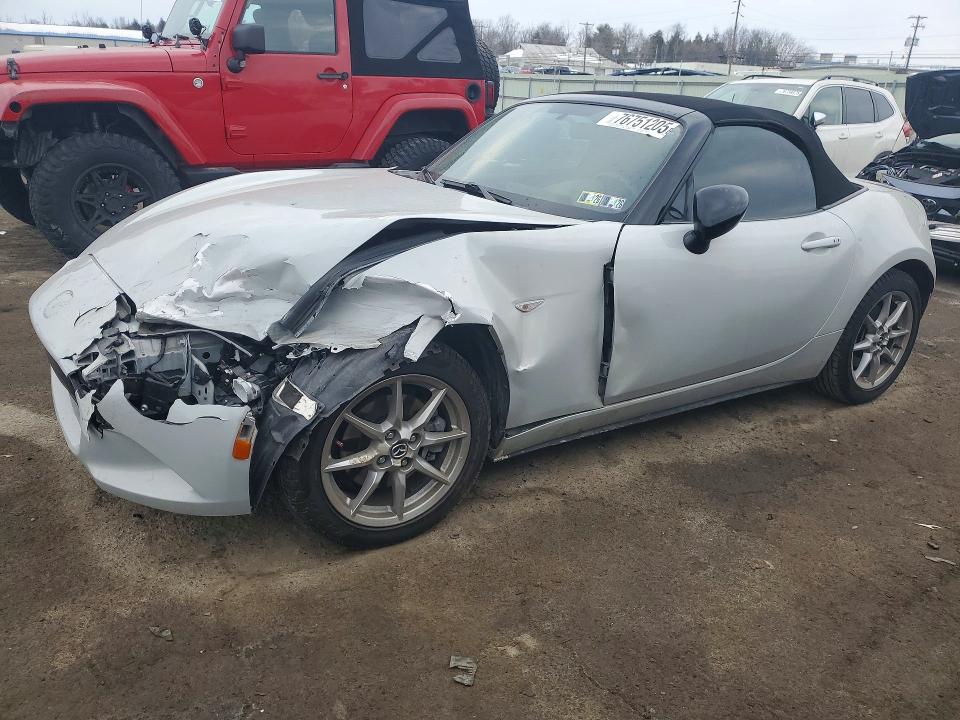 MAZDA MX-5 MIATA 2016 with VIN JM1NDAB74G0108352 - Photo from auction