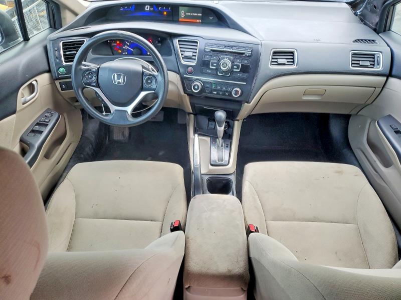 Photo 8 from auction – 2013 HONDA CIVIC with VIN 2HGFB2F52DH596881