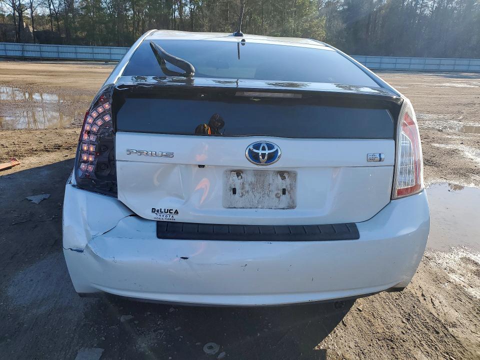 Photo 6 from auction – 2015 TOYOTA PRIUS with VIN JTDKN3DU7F0399281