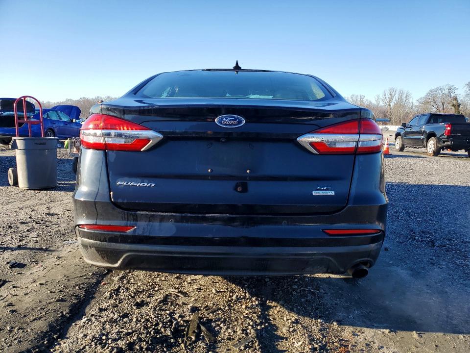 Photo 6 from auction – 2020 FORD FUSION with VIN 3FA6P0HD7LR215897
