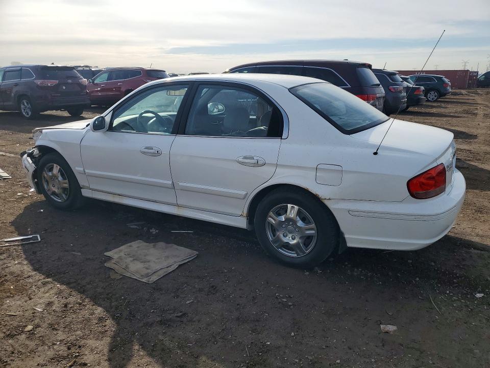 Photo 2 from auction – 2005 HYUNDAI SONATA with VIN KMHWF25S15A119185