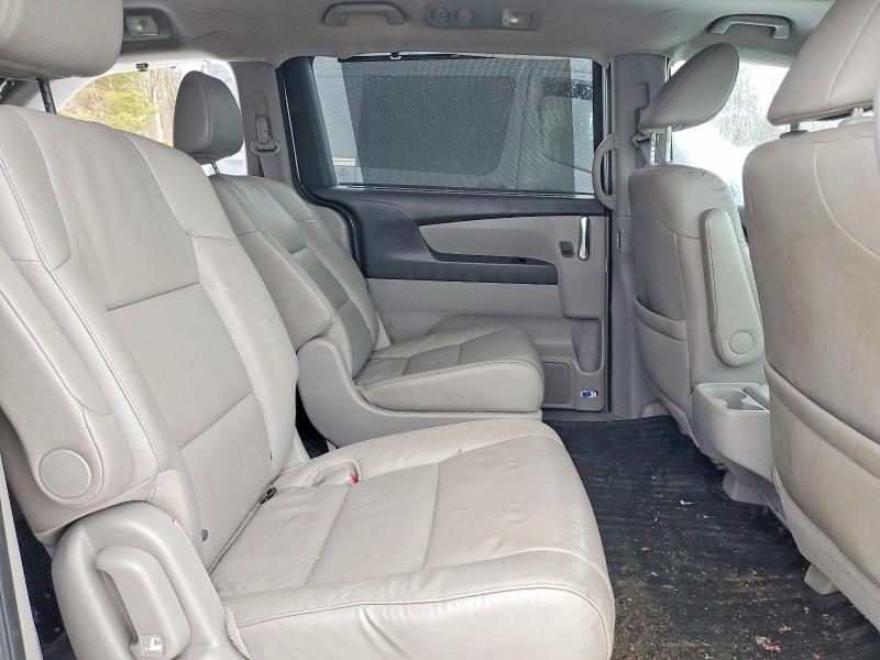 Photo 11 from auction – 2015 HONDA ODYSSEY with VIN 5FNRL5H68FB501281
