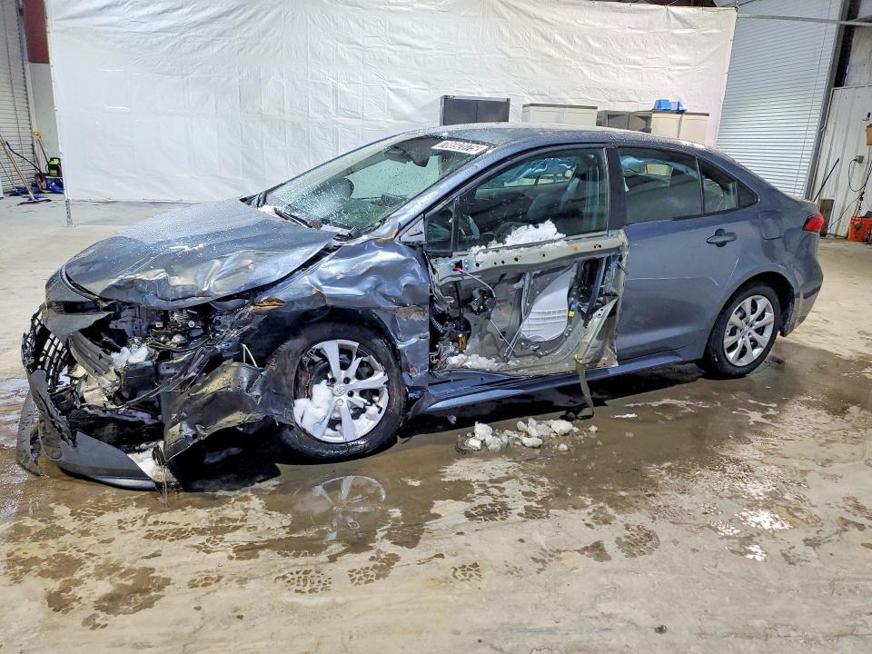 TOYOTA COROLLA 2025 with VIN 5YFB4MDE6SP319826 - Photo from auction