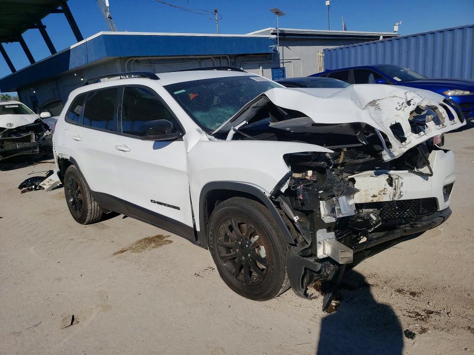 Photo 4 from auction – 2023 JEEP CHEROKEE with VIN 1C4PJMMB8PD104222