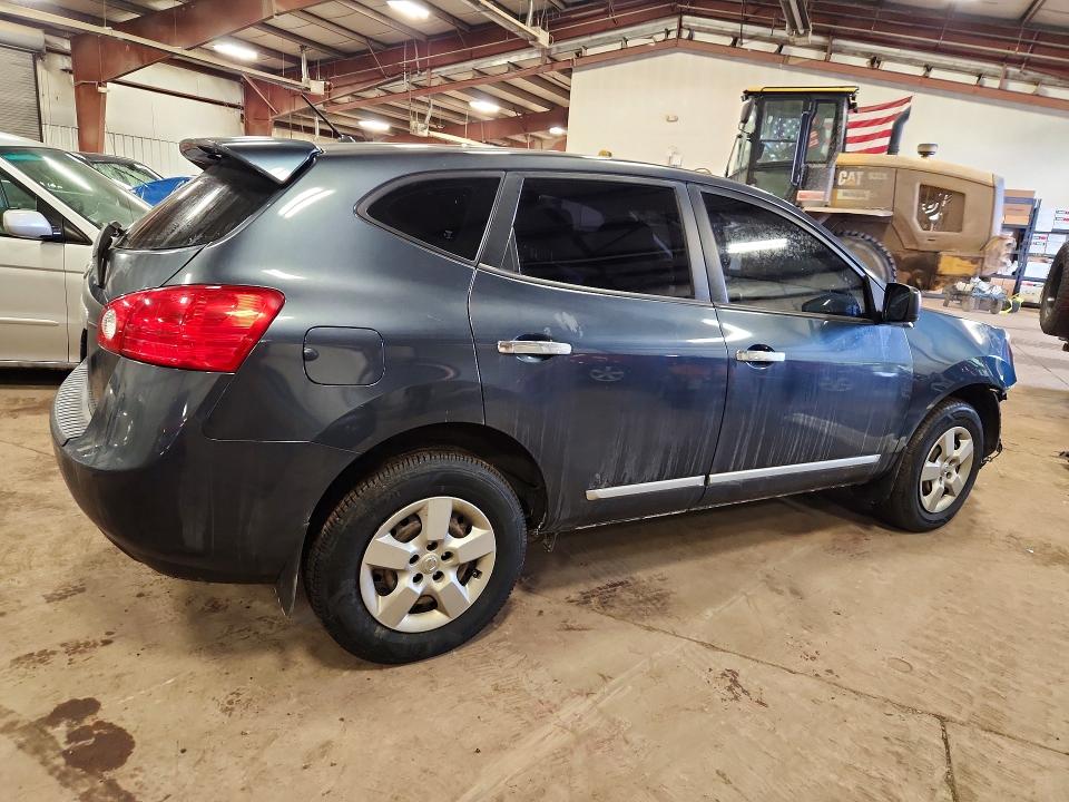 Photo 3 from auction – 2013 NISSAN ROGUE S with VIN JN8AS5MT2DW526850