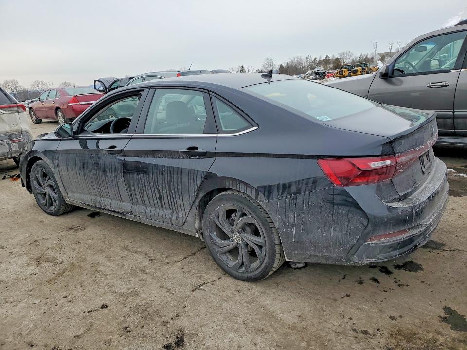 Photo 2 from auction – 2025 VOLKSWAGEN JETTA with VIN 3VWEX7BU7SM046464