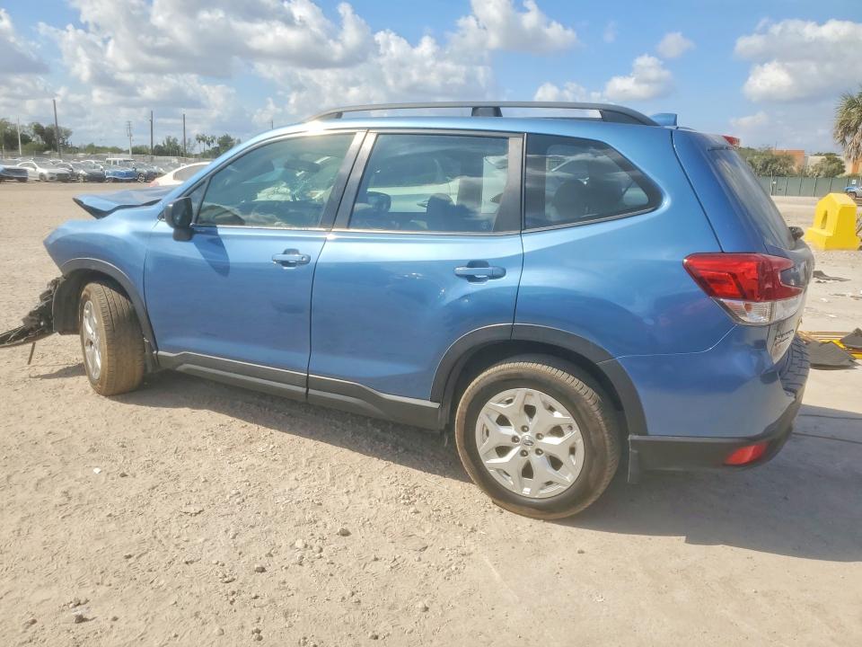 Photo 2 from auction – 2019 SUBARU FORESTER with VIN JF2SKACCXKH509128