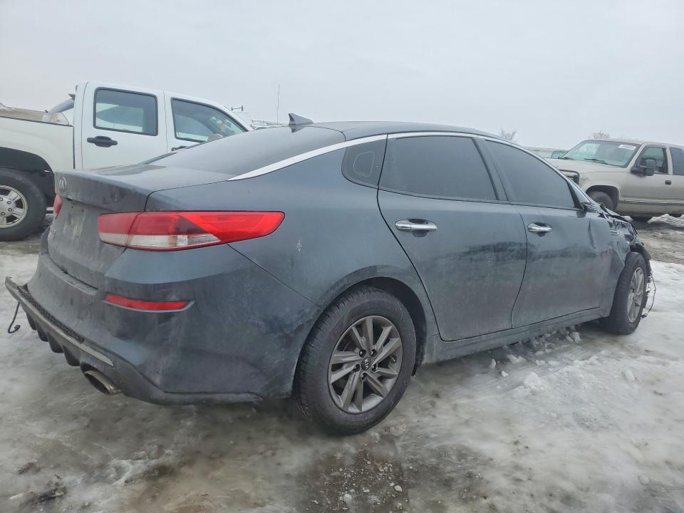 Photo 3 from auction – 2020 KIA OPTIMA with VIN 5XXGT4L32LG448049