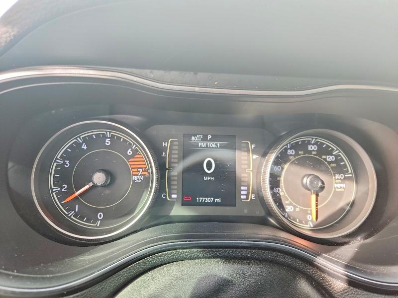 Photo 9 from auction – 2020 JEEP CHEROKEE with VIN 1C4PJLCB7LD619220
