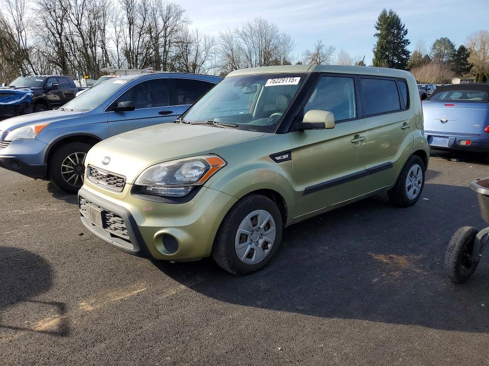 KIA SOUL 2013 with VIN KNDJT2A58D7485986 - Photo from auction