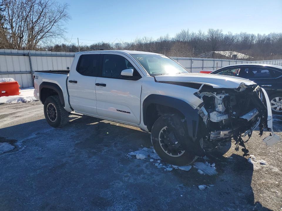 Photo 4 from auction – 2024 TOYOTA TACOMA with VIN 3TYLE5JN3RT037967