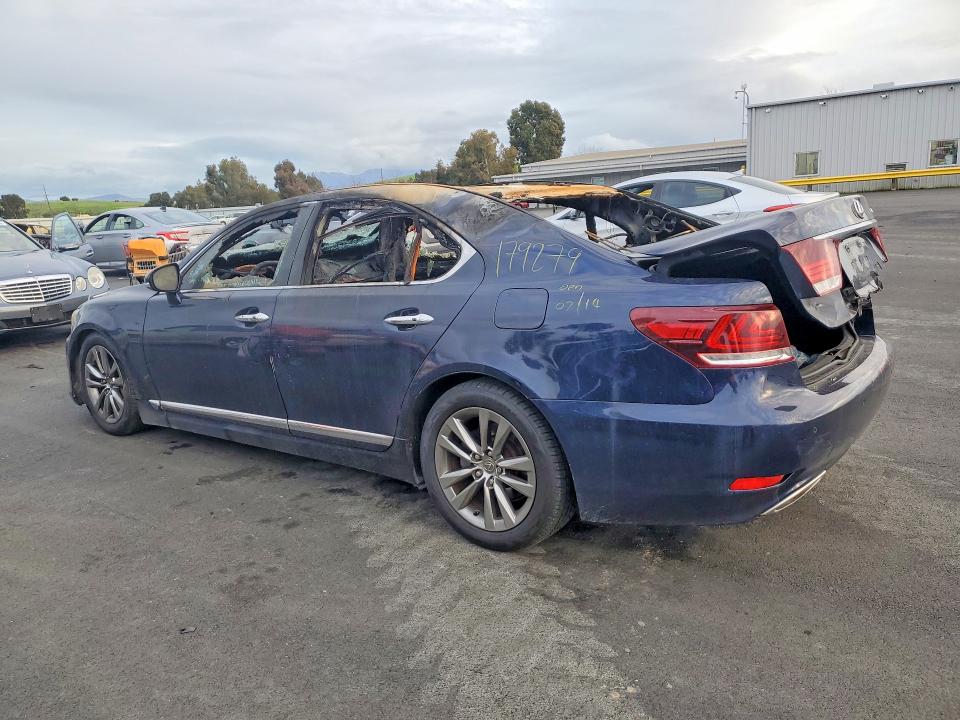 Photo 2 from auction – 2013 LEXUS LS with VIN JTHBL5EF9D5123037