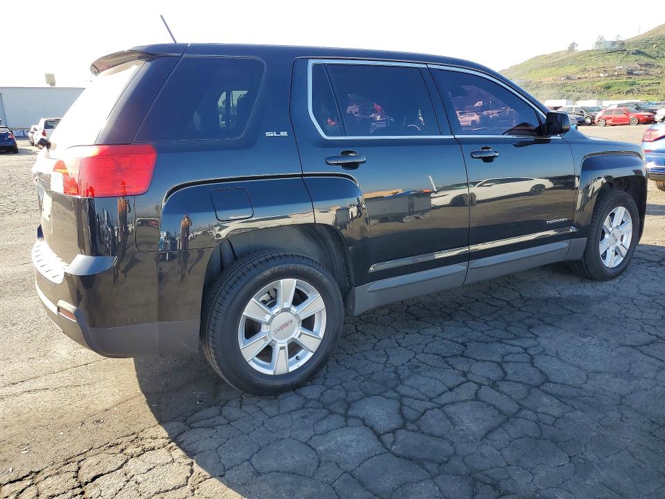Photo 3 from auction – 2013 GMC TERRAIN SL with VIN 2GKALMEK4D6360967