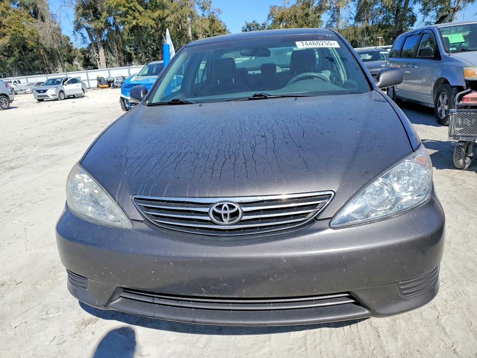 Photo 5 from auction – 2005 TOYOTA CAMRY LE with VIN 4T1BE32K05U509219