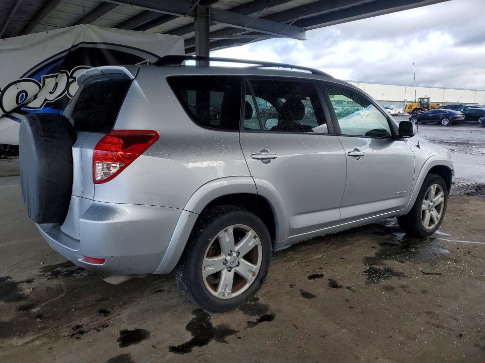 Photo 3 from auction – 2007 TOYOTA RAV4 with VIN JTMZD32V575054204
