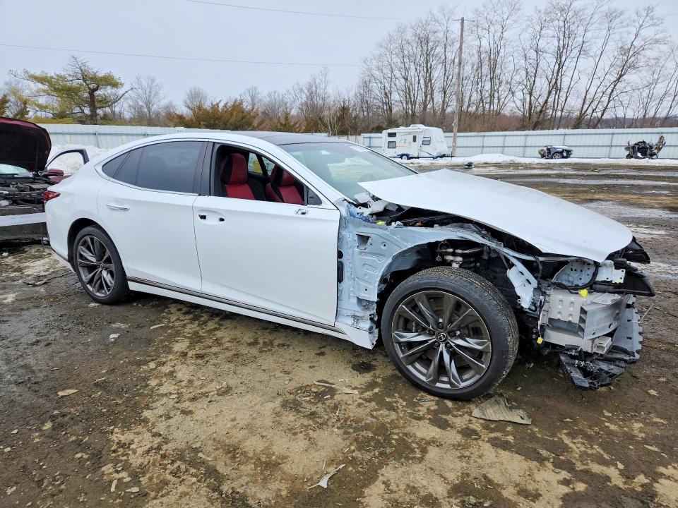 Photo 4 from auction – 2019 LEXUS LS 500 BAS with VIN JTHC51FF4K5006811