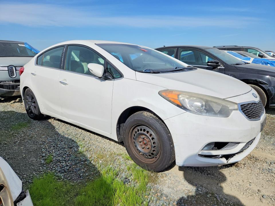Photo 4 from auction – 2014 KIA FORTE with VIN KNAFX4A83E5235369