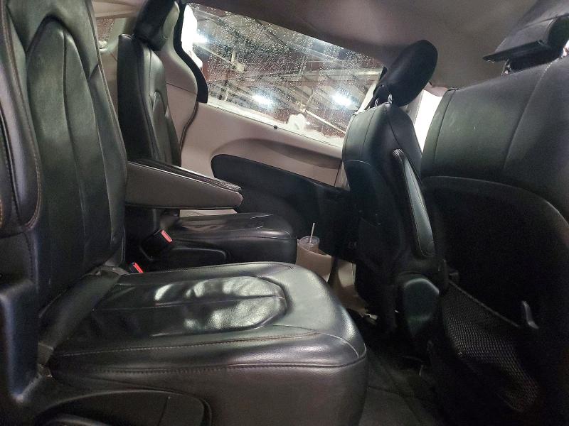Photo 11 from auction – 2017 CHRYSLER PACIFICA with VIN 2C4RC1BG4HR654144