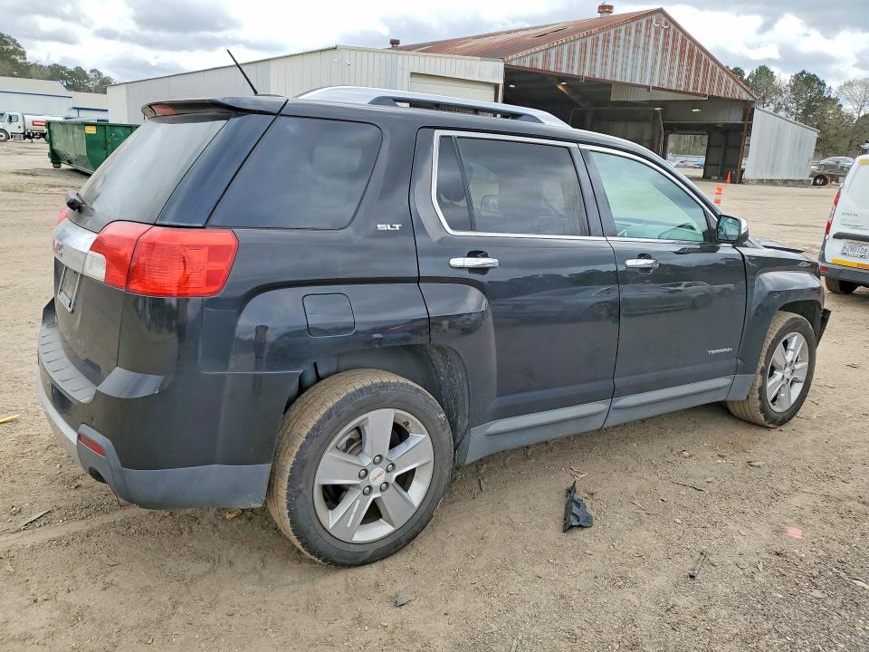 Photo 3 from auction – 2015 GMC TERRAIN with VIN 2GKFLTE31F6256870