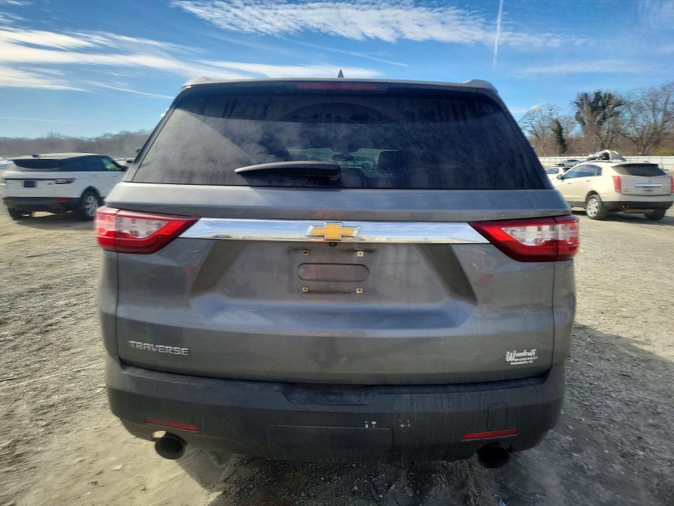 Photo 6 from auction – 2019 CHEVROLET TRAVERSE with VIN 1GNERFKW2KJ112030