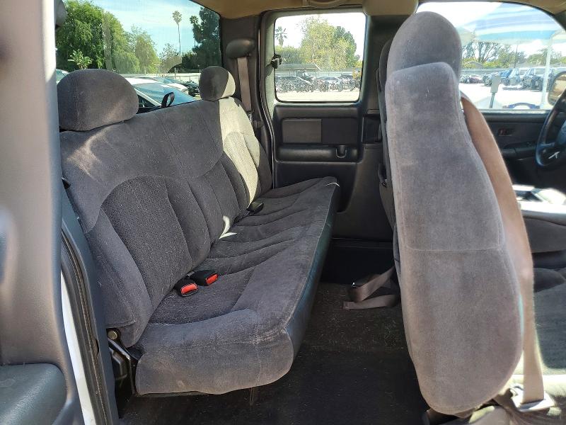 Photo 10 from auction – 2002 CHEVROLET SILVERADO with VIN 2GCEC19T921205842