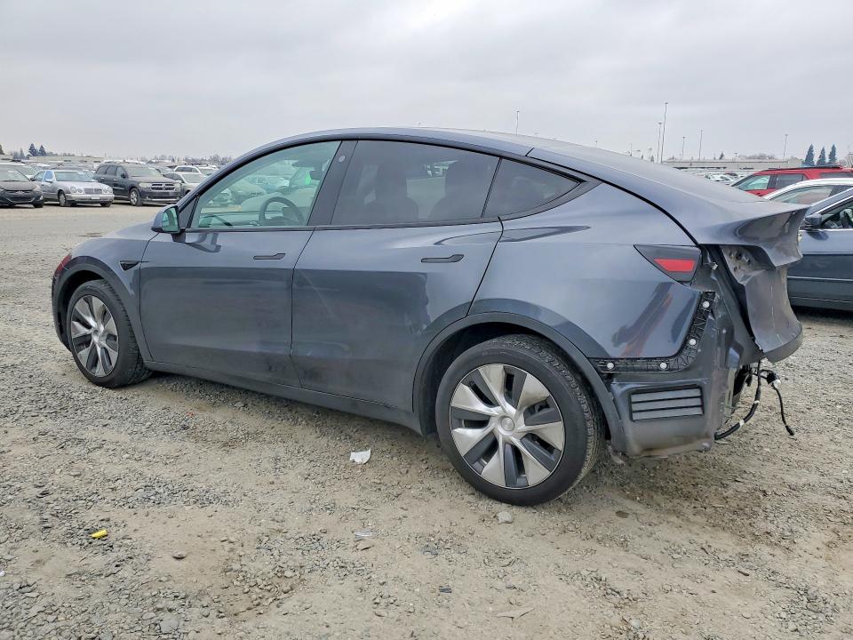 Photo 2 from auction – 2021 TESLA MODEL Y with VIN 5YJYGDEE4MF265151