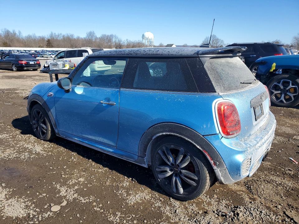 Photo 2 from auction – 2016 MINI COOPER with VIN WMWXM9C52GT997958
