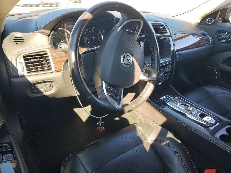 Photo 8 from auction – 2012 JAGUAR XK with VIN SAJWA4GB2CLB45960