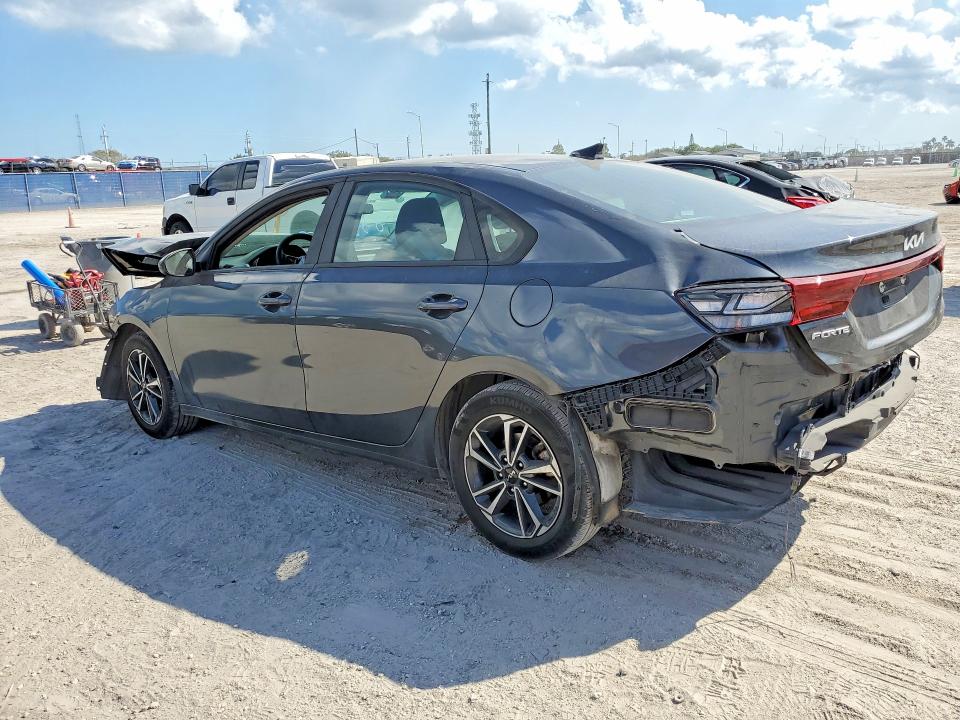 Photo 2 from auction – 2023 KIA FORTE with VIN 3KPF24AD9PE616875