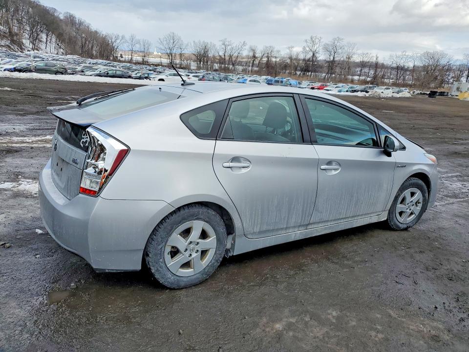 Photo 3 from auction – 2010 TOYOTA PRIUS with VIN JTDKN3DU8A0085468