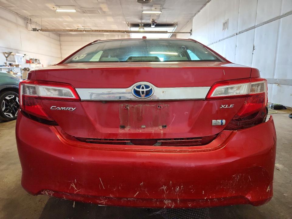 Photo 6 from auction – 2012 TOYOTA CAMRY with VIN 4T1BD1FKXCU048089