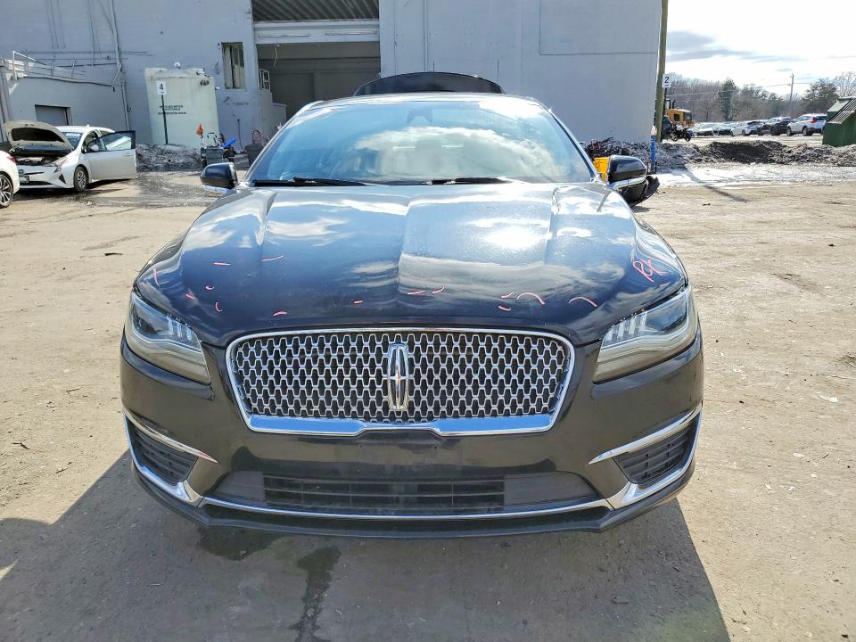 Photo 5 from auction – 2017 LINCOLN MKZ with VIN 3LN6L5E99HR613022