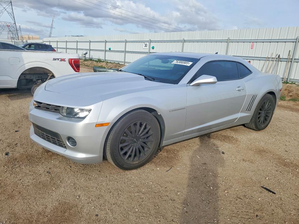 CHEVROLET CAMARO 2015 with VIN 2G1FB1E3XF9257493 - Photo from auction