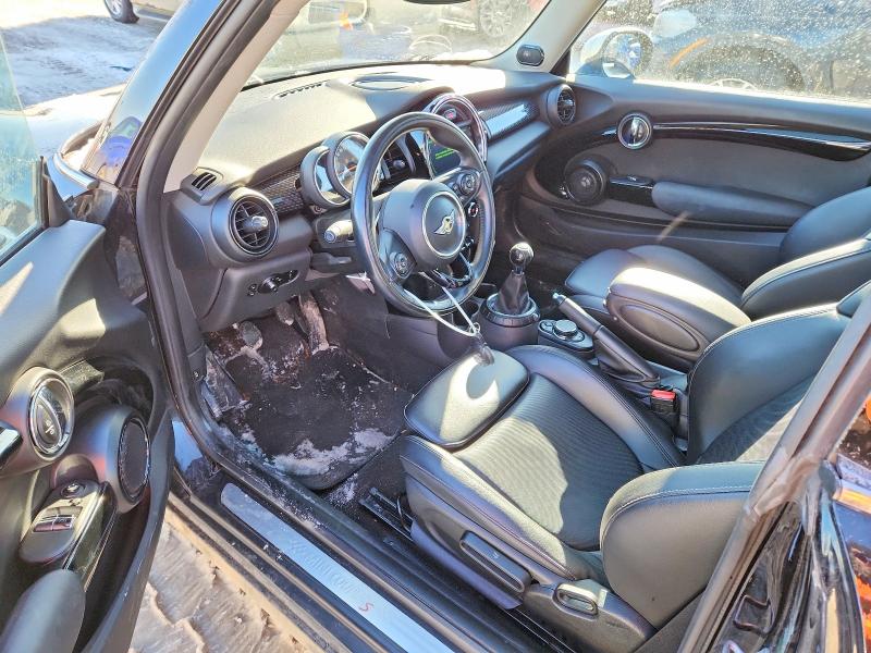 Photo 8 from auction – 2016 MINI COOPER with VIN WMWXP7C55G3B49636