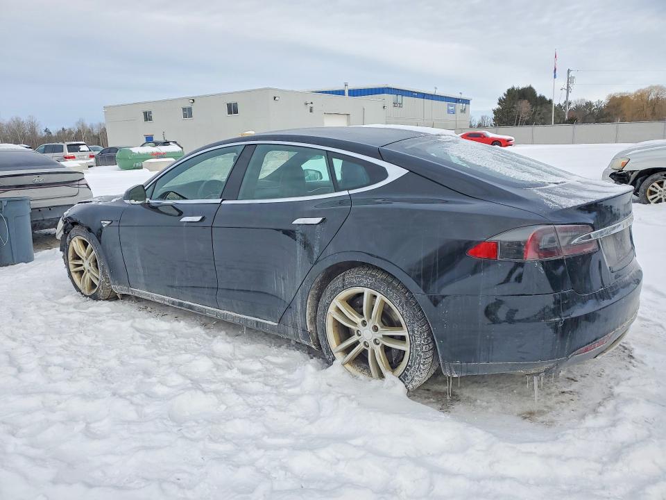 Photo 2 from auction – 2015 TESLA MODEL S with VIN 5YJSA1E26FF103665