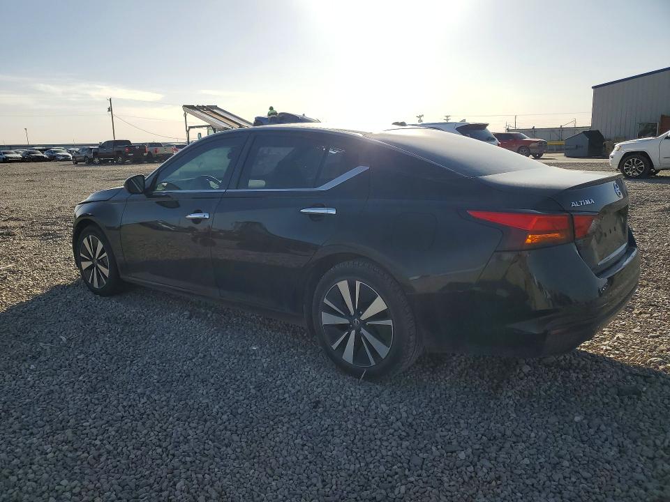 Photo 2 from auction – 2021 NISSAN ALTIMA with VIN 1N4BL4DV0MN393719