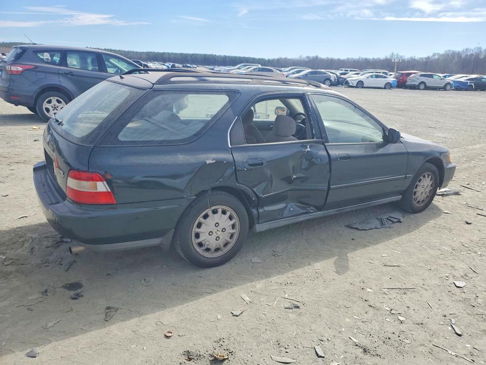 Photo 3 from auction – 1997 HONDA ACCORD EX with VIN 1HGCE1898VA003576