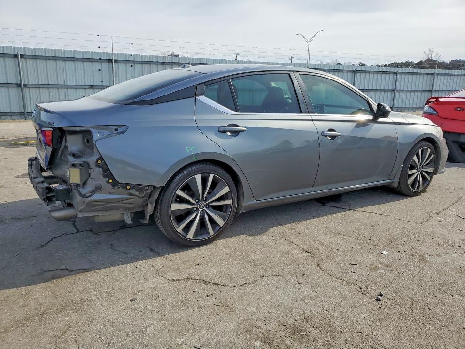 Photo 3 from auction – 2020 NISSAN ALTIMA SR with VIN 1N4BL4CVXLC223881