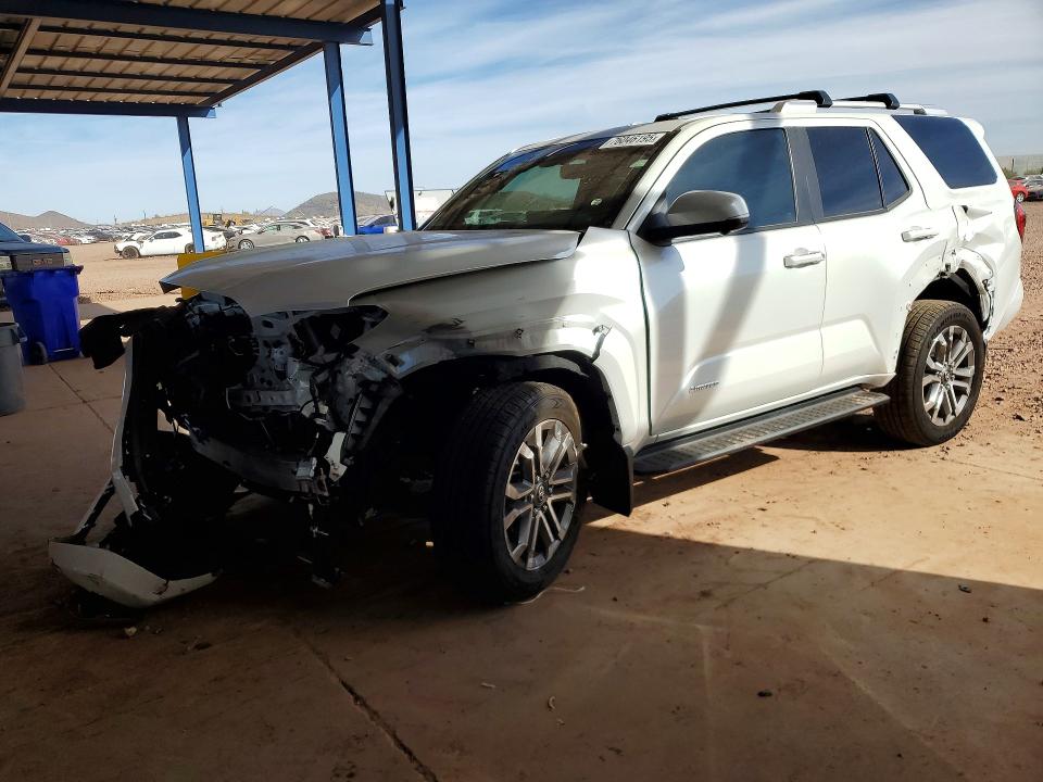 TOYOTA 4RUNNER 2025 مع رقم تعريف المركبة JTEVA5BR3S5039131 - صورة من المزاد