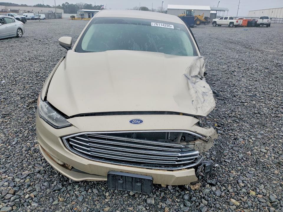 Photo 5 from auction – 2018 FORD FUSION S with VIN 3FA6P0G73JR126580