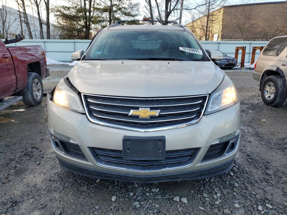 Photo 5 from auction – 2014 CHEVROLET TRAVERSE with VIN 1GNKVGKD9EJ362453