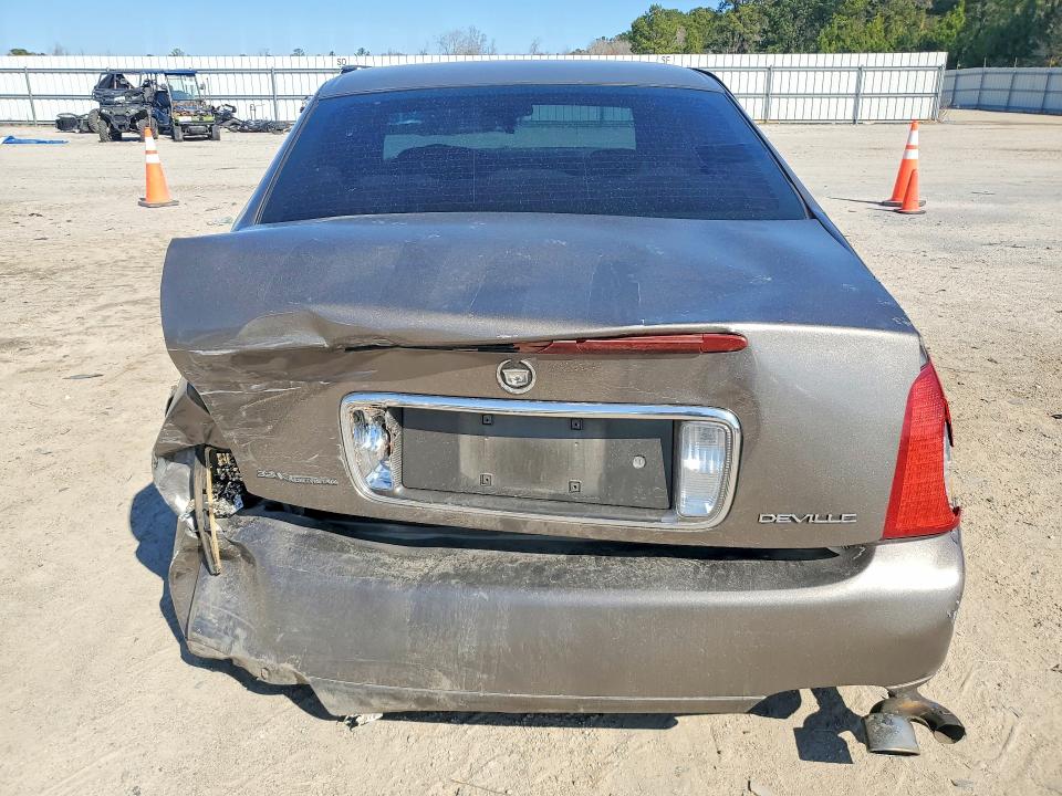 Photo 6 from auction – 2002 CADILLAC DEVILLE with VIN 1G6KD54Y82U204604