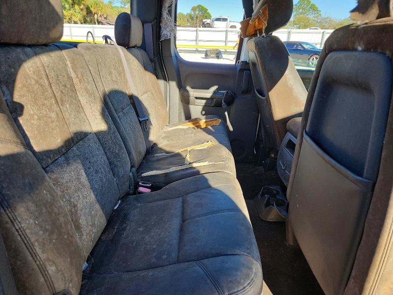 Photo 10 from auction – 2011 CHEVROLET SILVERADO with VIN 1GCRKSE03BZ417665